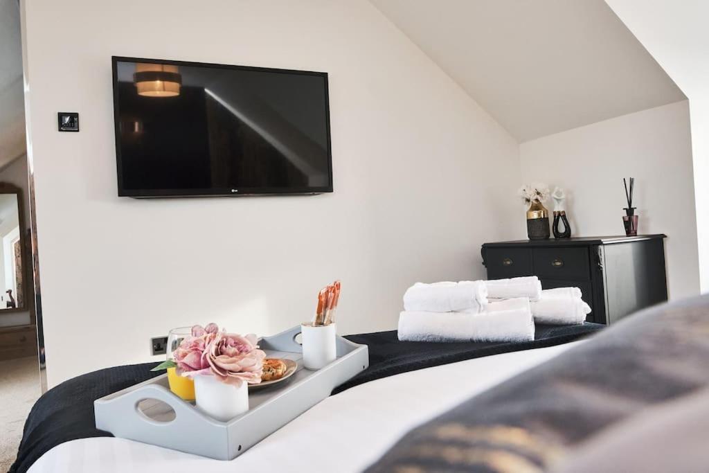 The Chase, Luxury Hot Tub Retreat, Pets Welcomed Dipton 외부 사진