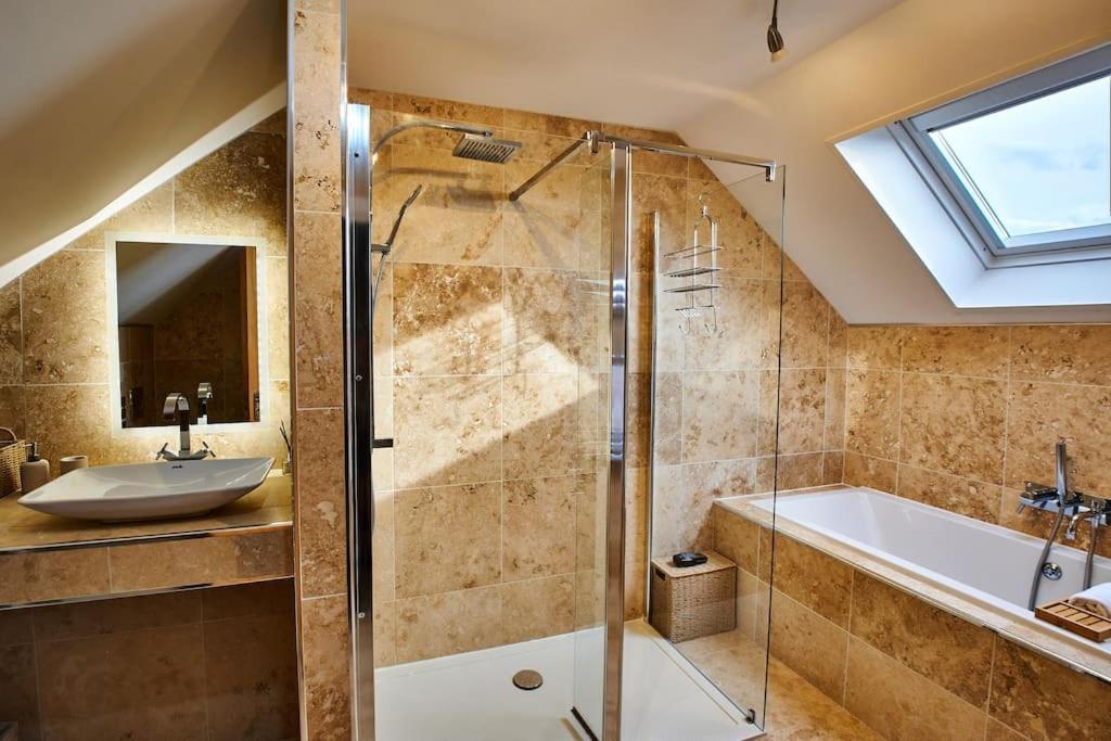 The Chase, Luxury Hot Tub Retreat, Pets Welcomed Dipton 외부 사진