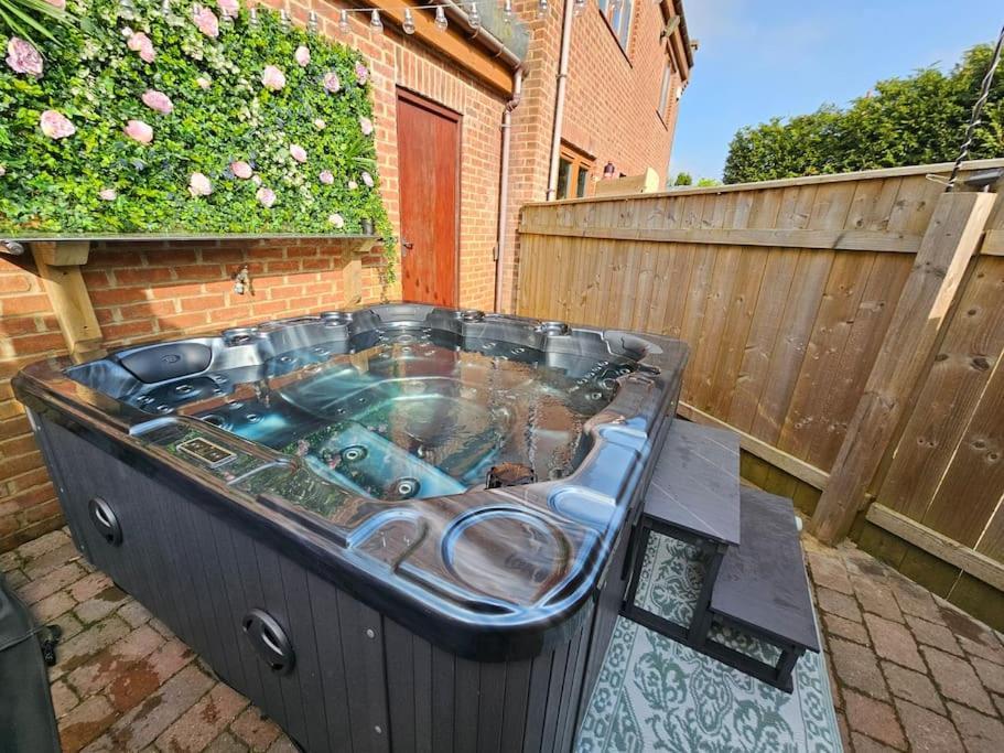 The Chase, Luxury Hot Tub Retreat, Pets Welcomed Dipton 외부 사진